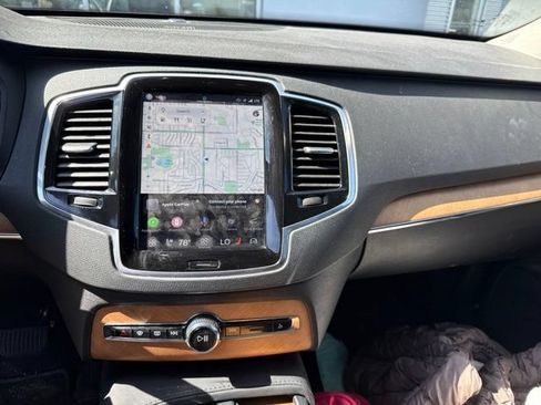 Certified 2024 Volvo XC90 B6 Plus AWD/4WD image 8