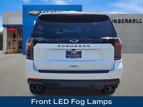 Used 2025 Chevrolet Suburban Z71 AWD/4WD image 25