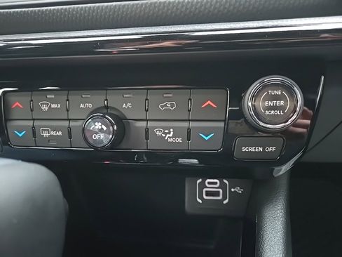 New 2026 Jeep Compass Latitude image 56