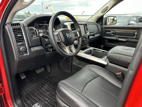 Used 2018 RAM 1500 Laramie w/ Convenience Group image 9