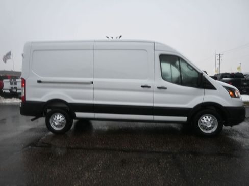 New 2026 Ford Transit 250 148 Medium Roof Extended AWD w/ Load Area Protection Package image 4