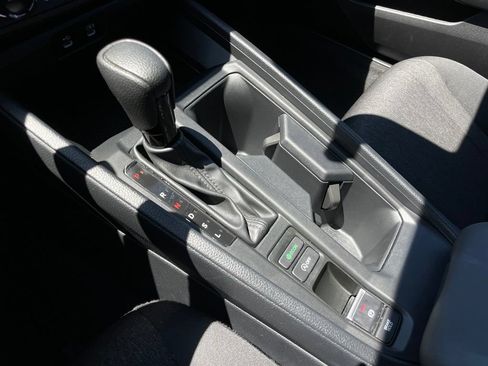 Used 2025 Honda Accord LX image 19