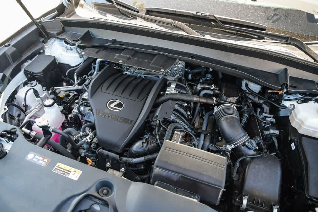 Used 2025 Lexus TX 500h AWD w/ Technology Package image 33