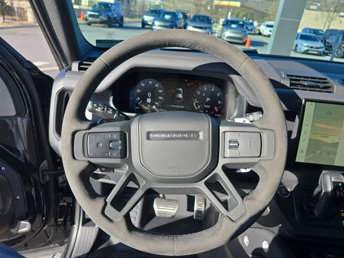 Certified 2024 Land Rover Defender 110 V8 image 31