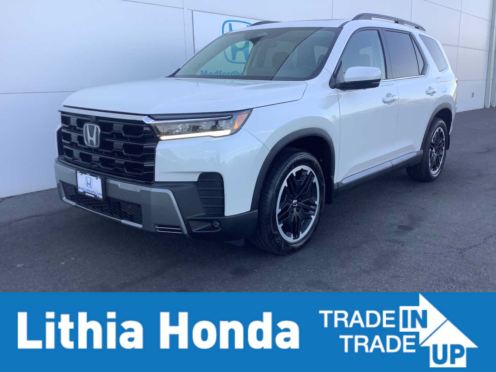 New 2026 Honda Pilot image 1