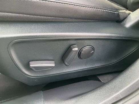 Used 2022 Ford Escape SEL w/ Technology Package image 12