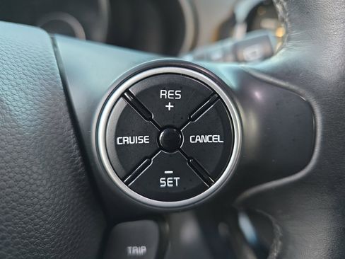 Used 2015 Kia Soul ! w/ Sun & Sound Package image 18