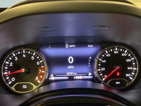 Used 2021 Jeep Renegade Limited AWD/4WD image 17