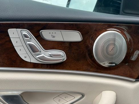 Certified 2022 Mercedes-Benz E 350 4MATIC Sedan image 9