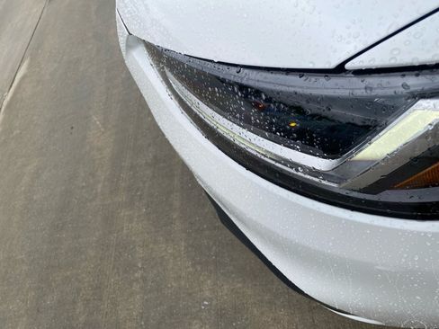 Certified 2026 Honda HR-V LX image 30