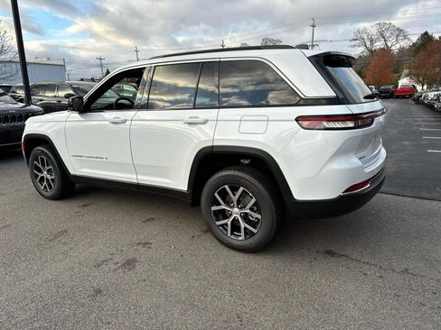 New 2025 Jeep Grand Cherokee Limited image 3