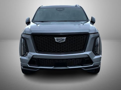 Certified 2025 Cadillac Escalade V w/ LPO, ONYX Package AWD/4WD image 2