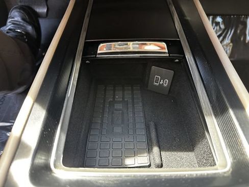 Certified 2023 Lincoln Corsair AWD w/ Equipment Group 101A image 25