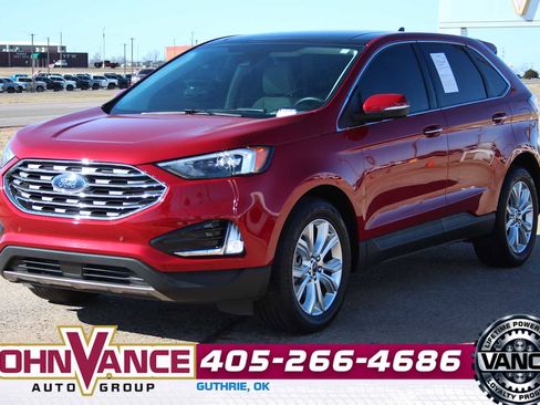 Used 2022 Ford Edge Titanium image 3