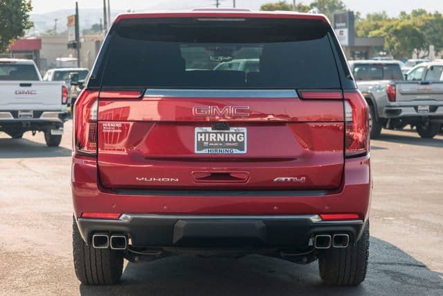 Used 2026 GMC Yukon AT4 w/ AT4 Premium Plus Package AWD/4WD image 4