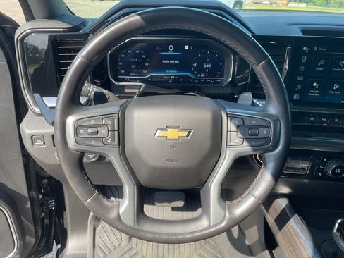 Used 2023 Chevrolet Silverado 1500 LTZ w/ Z71 Off-Road Package AWD/4WD image 17