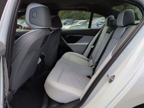 New 2027 BMW 530i RWD image 14