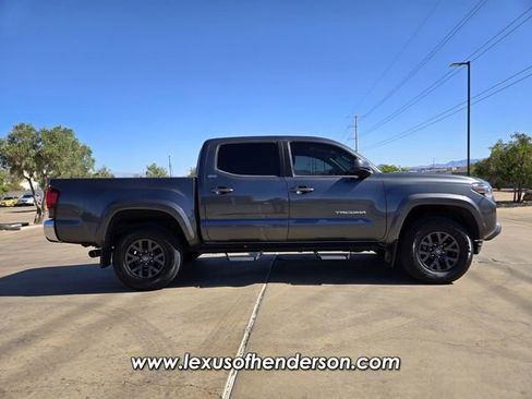 Used 2021 Toyota Tacoma SR5 RWD image 7
