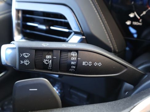 New 2026 GMC Yukon XL Elevation w/ LPO, Elevation Black Package image 17