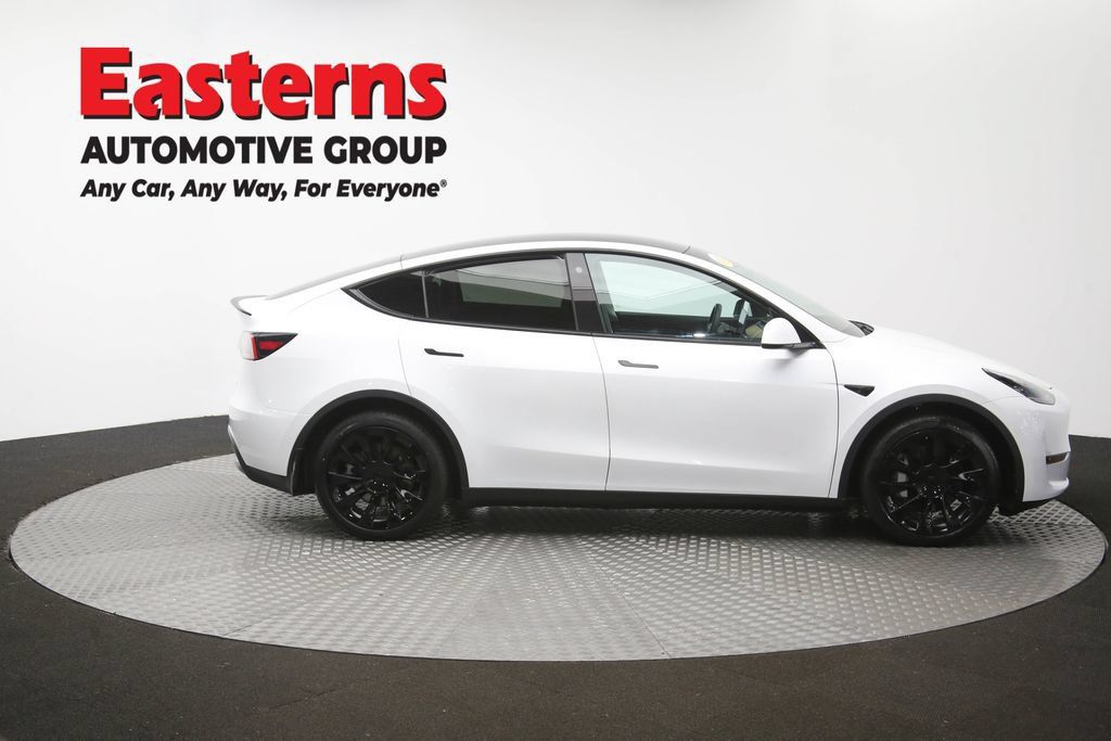 Used 2021 Tesla Model Y Long Range AWD/4WD image 43