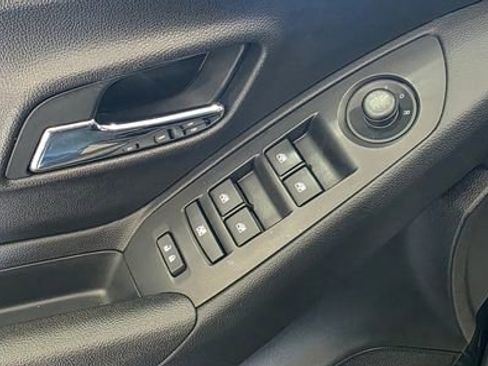 Used 2016 Chevrolet Trax LS image 12