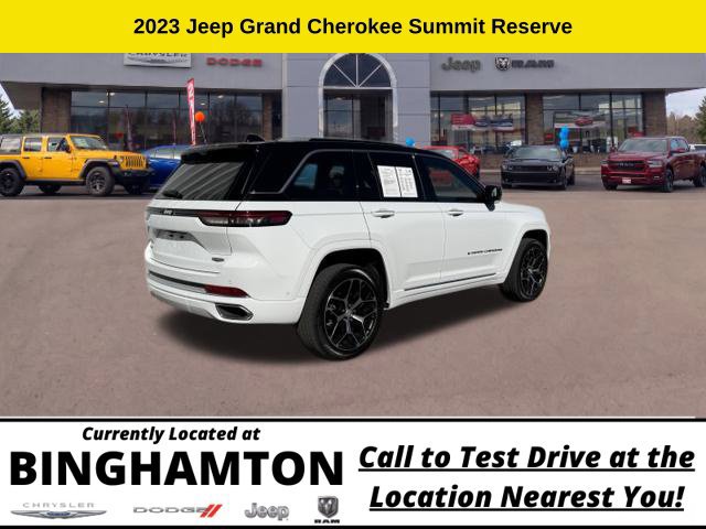 Used 2023 Jeep Grand Cherokee Summit AWD/4WD image 7