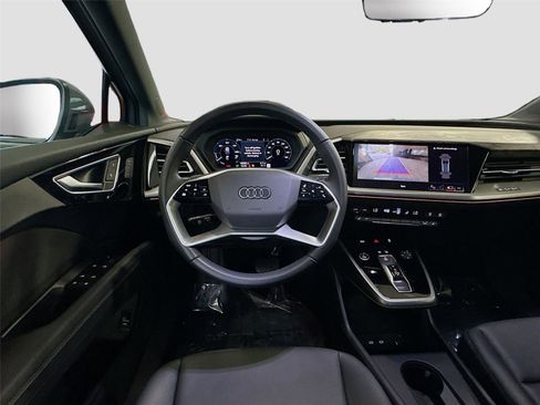 Used 2024 Audi Q4 e-tron Premium Plus w/ Premium Plus image 11