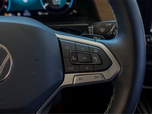 New 2024 Volkswagen Atlas SE image 15