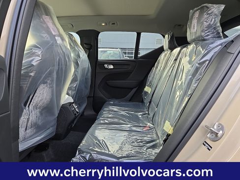 New 2026 Volvo XC40 B5 Ultra w/ Climate Package image 7