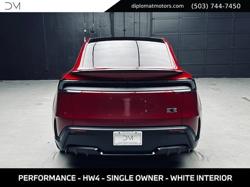 Used 2026 Tesla Model Y Performance AWD/4WD image 5