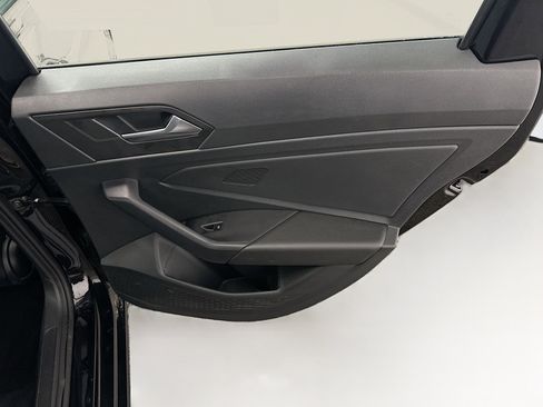 Used 2025 Volkswagen Jetta Sport image 30