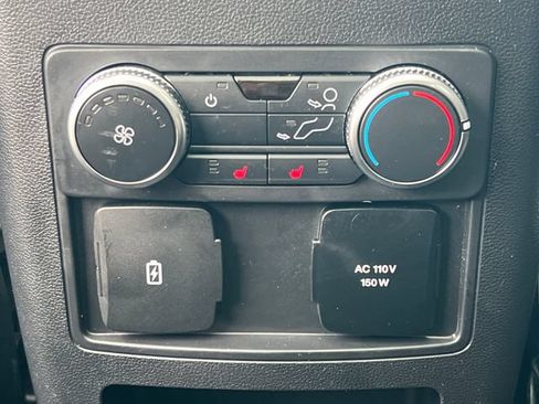 Used 2020 Ford Explorer Limited AWD/4WD image 41