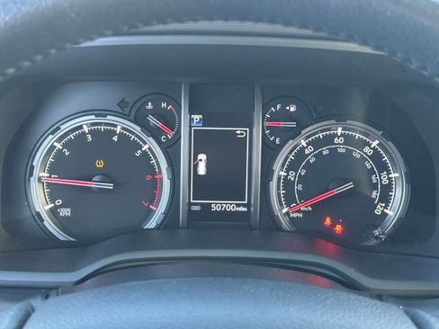 Used 2023 Toyota 4Runner TRD Off-Road Premium w/ Moonroof Package AWD/4WD image 7