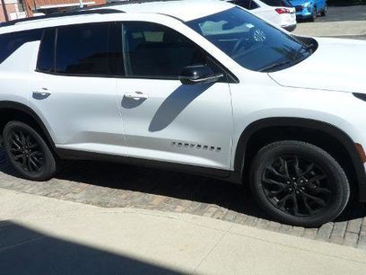Used 2026 Chevrolet Traverse LT w/ Midnight/Sport Edition