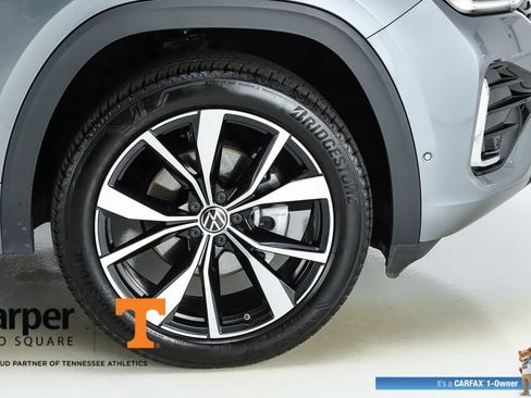 Used 2024 Volkswagen Atlas SEL Premium R-Line AWD/4WD image 54