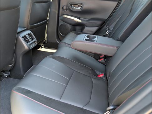 Used 2025 Acura ADX A-Spec image 16