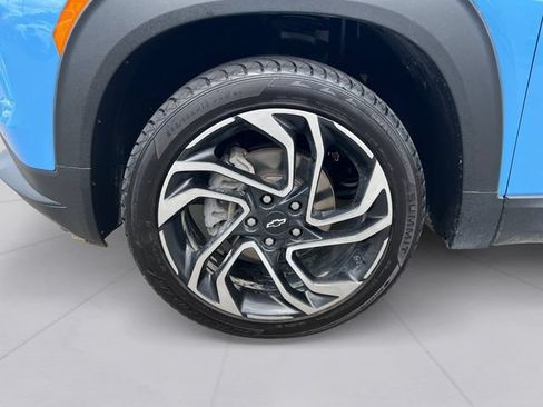 Used 2024 Chevrolet TrailBlazer RS w/ Driver Confidence Package AWD/4WD image 9