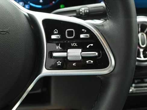 Certified 2023 Mercedes-Benz GLB 250 4MATIC image 13