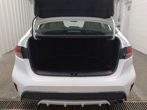 Used 2020 Toyota Corolla SE FWD image 29