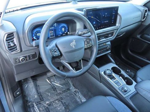 Certified 2025 Ford Bronco Sport Outer Banks w/ Outer Banks Tech Package+ image 2