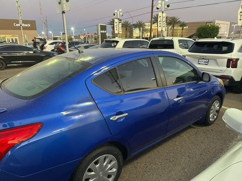 Used 2013 Nissan Versa SV w/ Convenience Pkg image 7