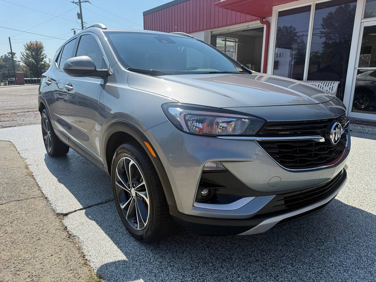 Used 2023 Buick Encore GX Select FWD image 2