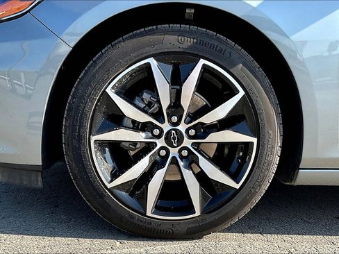 New 2025 Chevrolet Malibu RS image 11