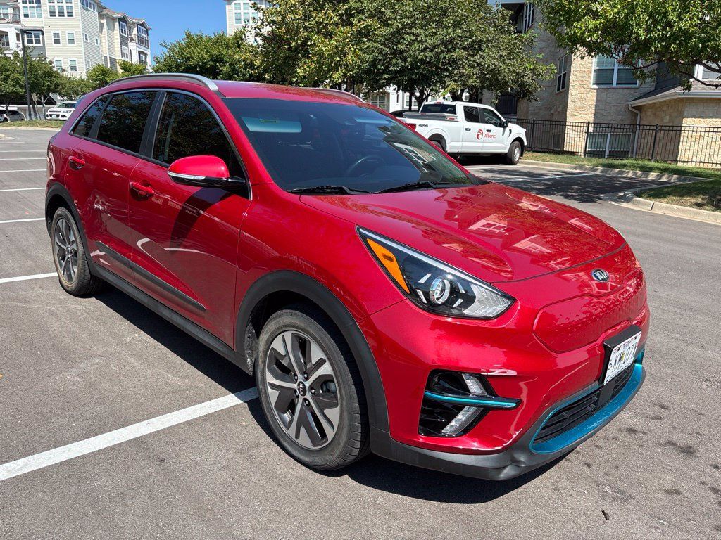 Used 2020 Kia Niro EX w/ Cold Weather Package FWD image 19