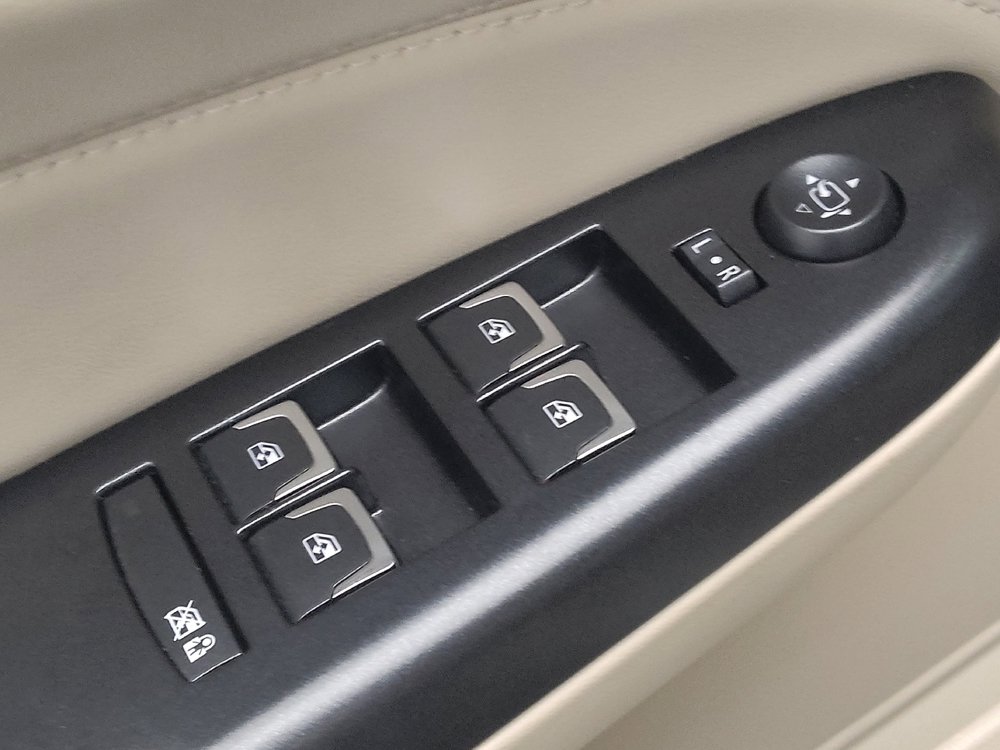 Used 2015 Cadillac SRX Premium FWD image 27