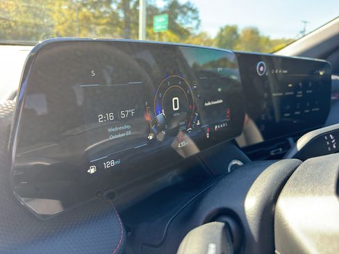 New 2026 Chevrolet Equinox RS w/ Convenience Package III image 10