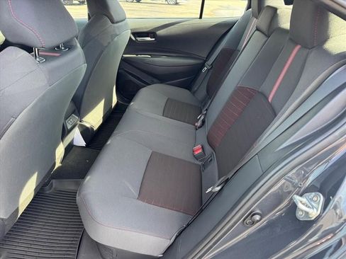 Used 2025 Toyota Corolla SE w/ SE Premium Package image 10