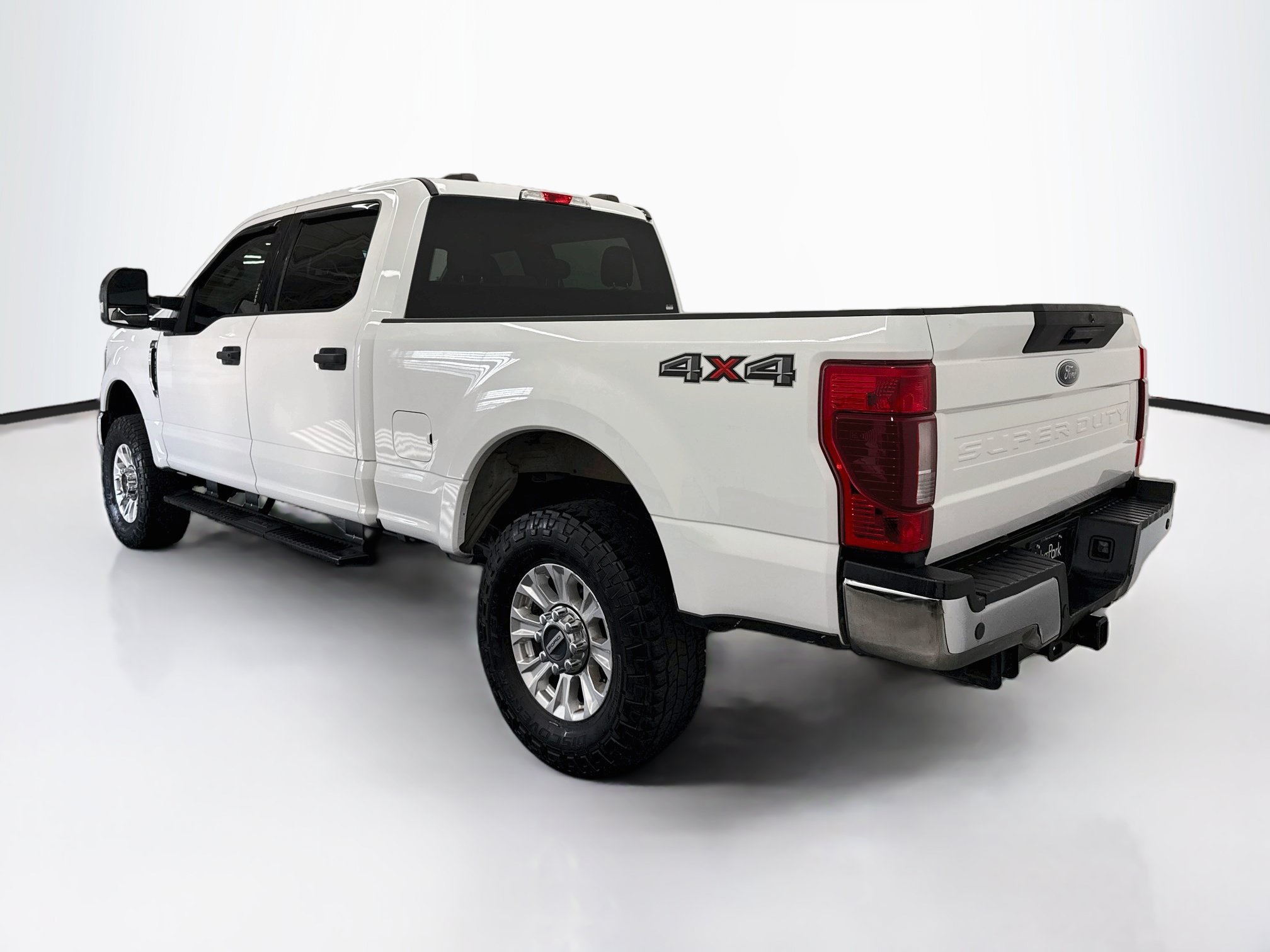 Used 2021 Ford F250 XLT w/ XLT Value Package AWD/4WD image 5