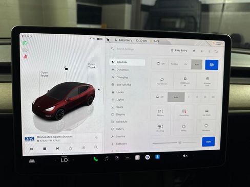 Used 2023 Tesla Model Y Long Range AWD/4WD image 29