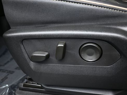 Used 2024 Chevrolet Tahoe Premier image 12